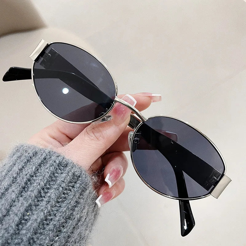Retro Oval Sunglasses – UV400 Protection