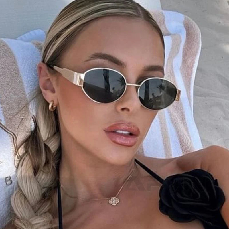 Retro Oval Sunglasses – UV400 Protection