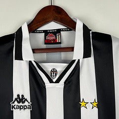 Retro Juventus 96/97 Home Jersey – S to XXL