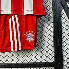 25/26 kids Bayern Munich home