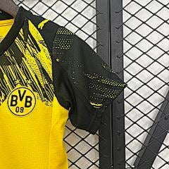 25/26 kids Dortmund home