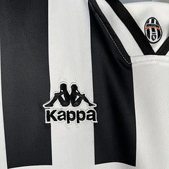 Retro Juventus 96/97 Home Jersey – S to XXL