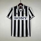 Retro Juventus 96/97 Home Jersey – S to XXL